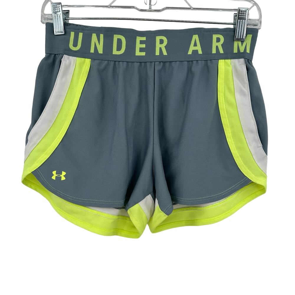 Under Armour size small loose fit‎ shorts with pockets gray white yellow